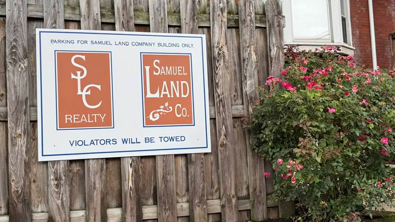 Aluminum Signs, Aluminum Signage, Pittsburgh Aluminum Signs, Industrial Signs, Durable signs, Pittsburgh Commercial Signs, All-weather signs, custom signs, business signs, outdoor signs, metal sign, signage, digitally printed signs, digitally printed meta