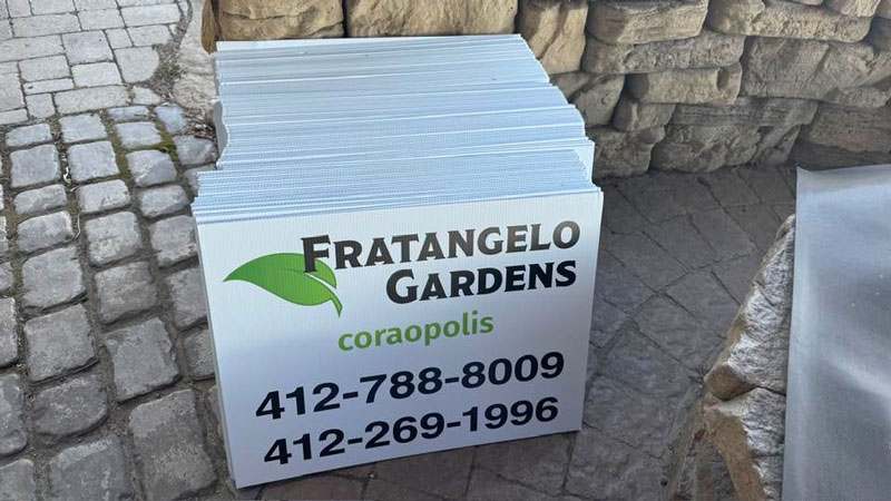 Yard Sign, Pittsburgh Yard Signs, Yard Signs, Yard Sign Printing, Custom Yard Signs, Pittsburgh Commercial Signs, Yard Signs with stakes, signage, yard signs online, signs for yard, digitally printed yard signs, digitally printed signs